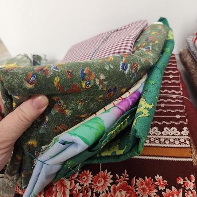 Fabric bundle lot #2 - holiday