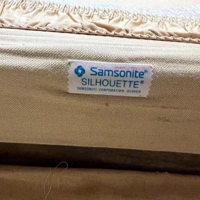 Vintage Lockable Hardsided Samsonite Silhouette Suitcase