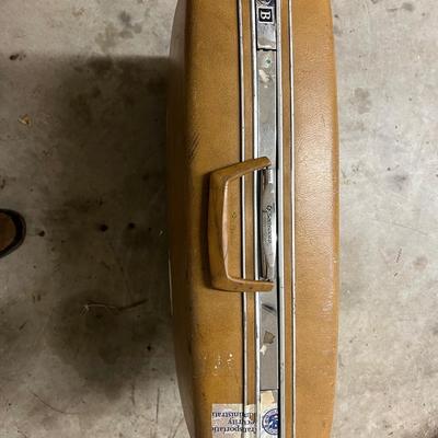 Vintage Lockable Hardsided Samsonite Silhouette Suitcase