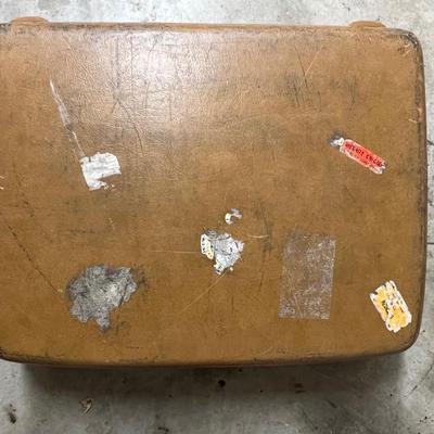 Vintage Lockable Hardsided Samsonite Silhouette Suitcase