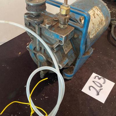 Vacuum Pump