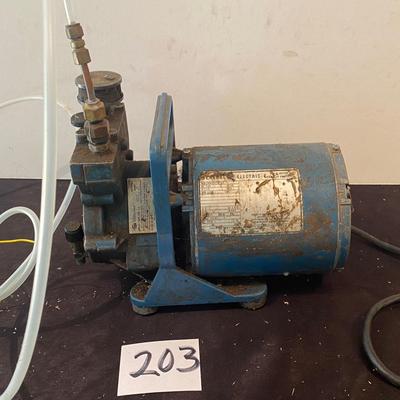 Vacuum Pump