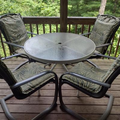 Patio Furniture Set- Four Chairs with Round Table