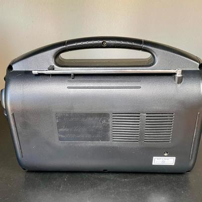 UK-Made BayGen Free Play Crank Radio