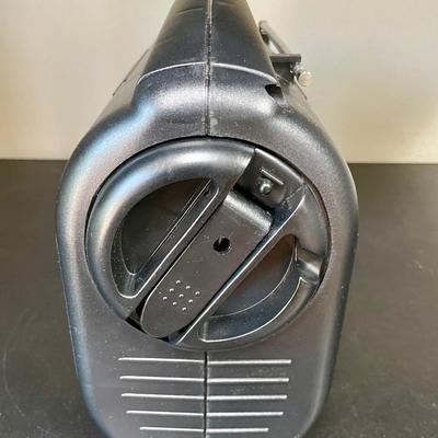 UK-Made BayGen Free Play Crank Radio