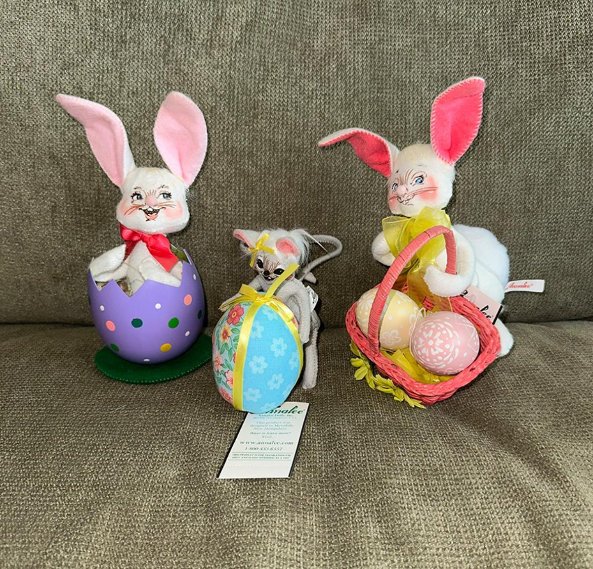 60 ANNALEE EASTER DOLLS BUNNY RABBITS MOUSE EGG BASKET | EstateSales.org