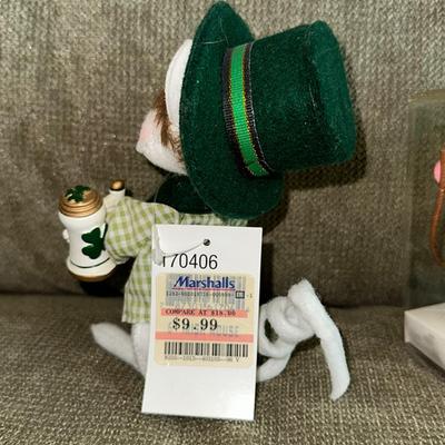 61 ANNALEE ST. PATRICKS DAY DOLLS SHAMROCK STEIN