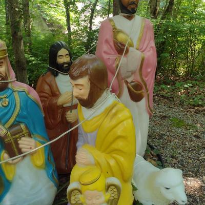 Large, Lighted Blow Mold Nativity Set for Lawn