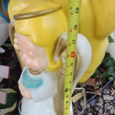 Large, Lighted Blow Mold Nativity Set for Lawn