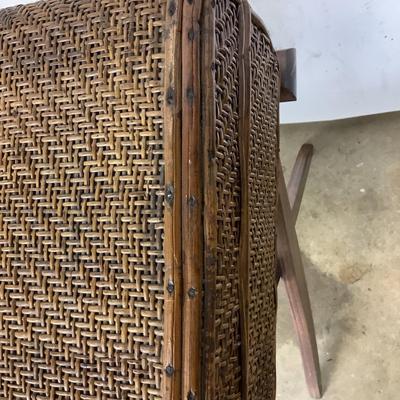 1168 Vintage Wicker Suitcase with Luggage Stand
