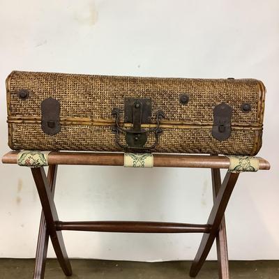1168 Vintage Wicker Suitcase with Luggage Stand