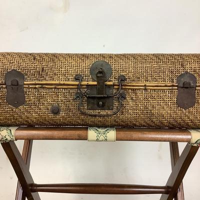 1168 Vintage Wicker Suitcase with Luggage Stand
