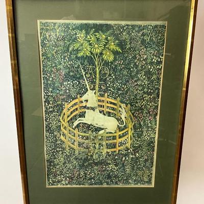 1171 Unicorn in Captivity framed Print