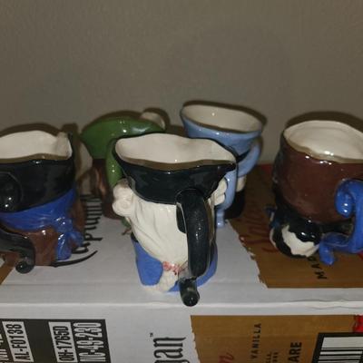 Jane Hollant Figural Art Mug and Tea Pot Set RARE