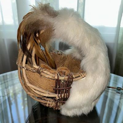 67 FUR & FEATHER BASKET MEDALLION BEADS WOVEN