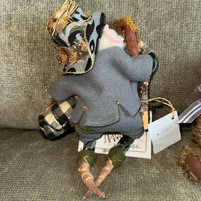 70 BEN TWIG SELF SITTER PLUSH + FANCY FRANCIE BEAR WITH HONEY JAR