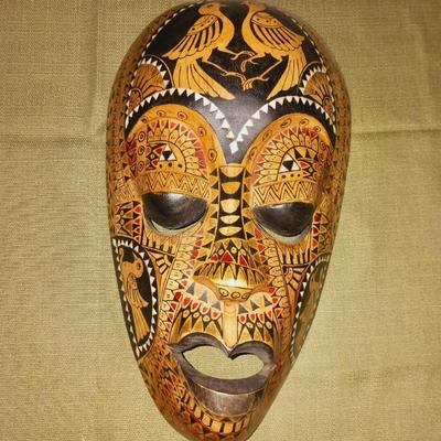 AFRICAN HAND PAINTED MASK