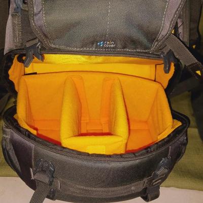 VANGUARD CAMERA CASE