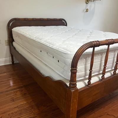 Antique Full Size Bed
