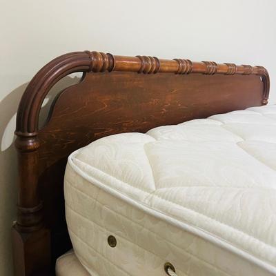 Antique Full Size Bed
