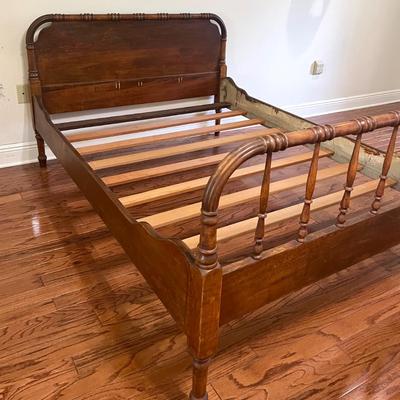 Antique Full Size Bed