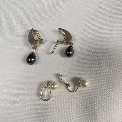 Pins, Pendants & Clip Earrings w/ Dior & 14K (ST-SS)
