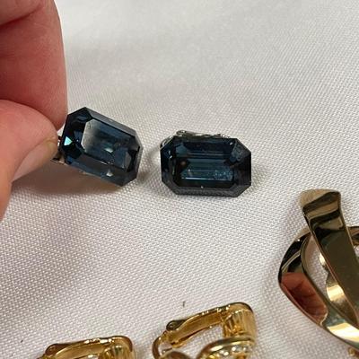 Pins, Pendants & Clip Earrings w/ Dior & 14K (ST-SS)