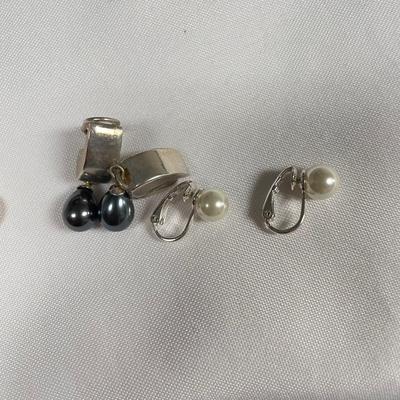 Pins, Pendants & Clip Earrings w/ Dior & 14K (ST-SS)