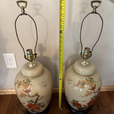 Pair of Vintage Lamp Hand Painted Chinoiserie Table Lamp / Lighting / Vintage Home Decoration