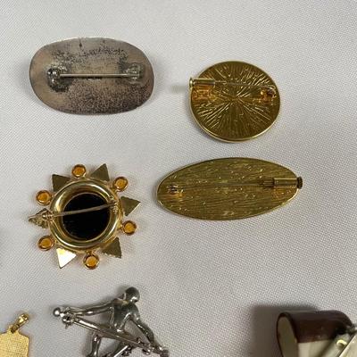 Butterfly Hat Pin w/ Unique & Traditional Brooches, incl. 925 (ST-SS)