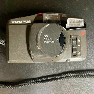 Olympus Accura Zoom XB70 35MM Film Camera