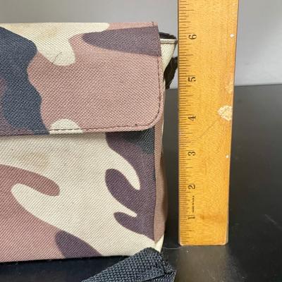 Grinding FR-200 Recycle Power Am-FM-SW Radio