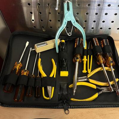Collection of Hand Tools (G-MG)