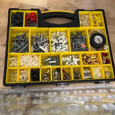 Stanley & Zag Plastic Storage Bins (G-MG)