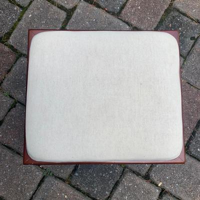 The Bombay Company Tilt Table & Stool (G-TF)