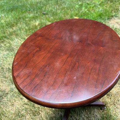 The Bombay Company Tilt Table & Stool (G-TF)
