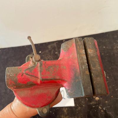 Small Vise