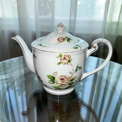 80 GOLDEN ROSE CHINA TEAPOT BY LYNMORE