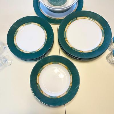 86 ARCOPAL DINNERWARE 85pcs CORTINA PATTERN PLATES BOWLS MUGS FRANCE