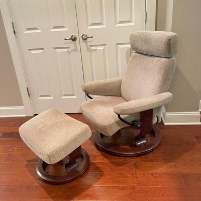 Upholstered Stressless Armchair & Ottoman (GB1-SS)