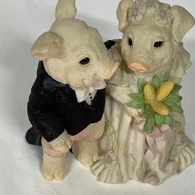 Vintage Stone Critters "Awe Shucks" Pig Wedding Couple Bride Groom Figurine 1995