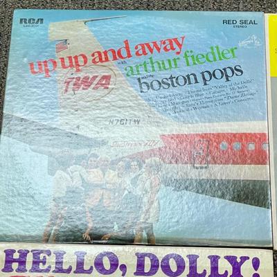 VINYL Record Album Lot - (7) records in very good condition