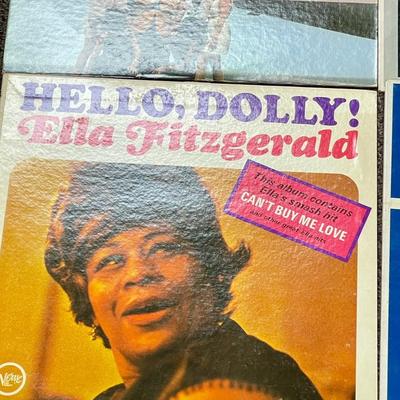 VINYL Record Album Lot - (7) records in very good condition