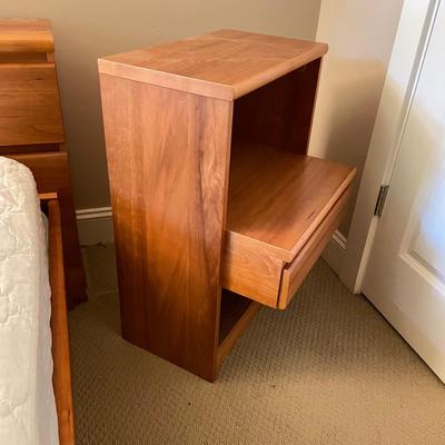 Scandinavian Full Size Bed with Side Tables (GB1-SS)