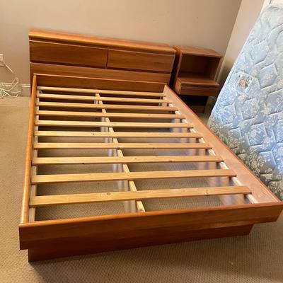 Scandinavian Full Size Bed with Side Tables (GB1-SS)