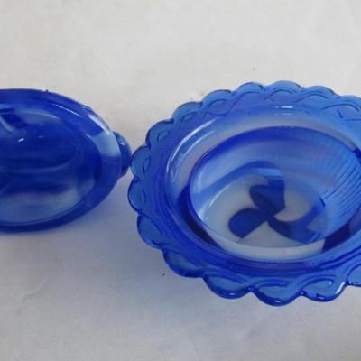 Vintage Mosser Glass Cat Covered Salt, Blue and White Slag