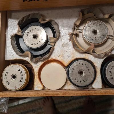 Vintage Ronson 2-Speed Shoe Shine