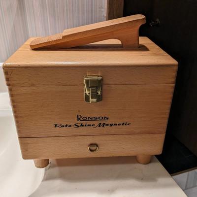 Vintage Ronson 2-Speed Shoe Shine