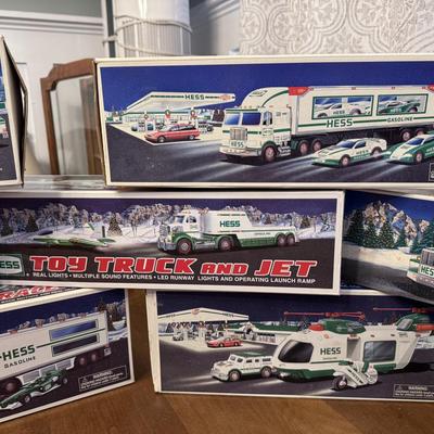 Hess 13-Piece Lot (1)