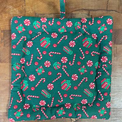 Santa and Teddy Bear Christmas Hot Pad